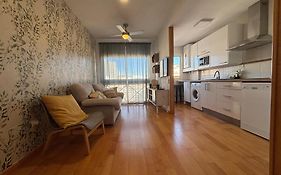 Cozy Flat Close To City Center